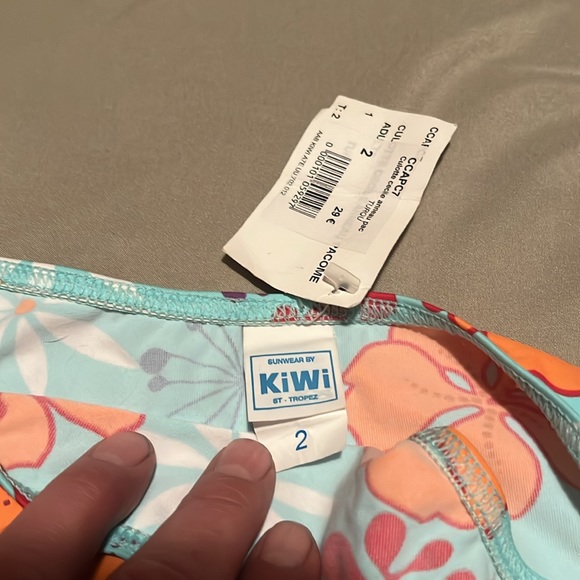 Kiwi swim bottoms - Picture 4 of 5